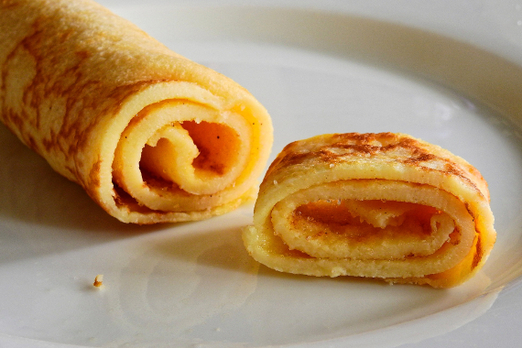 Auswahl an süßen Nachspeisen und Desserts für Genießer